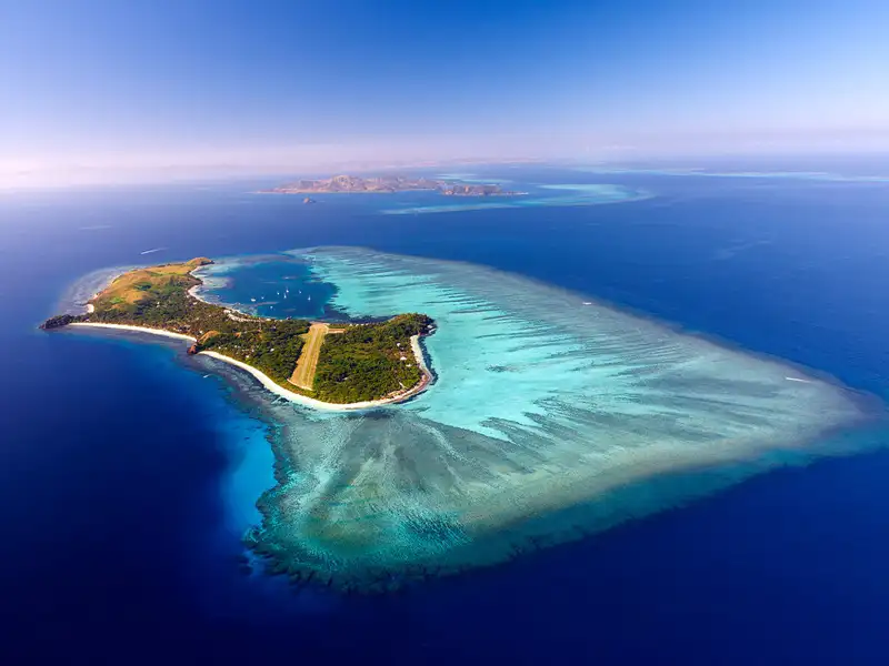 FIJI-CRUISE-islands-above-view