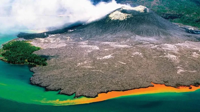 PAPUA-NEW-GUINEA-CRUISE-view above-slider PAPUA-NEW-GUINEA-CRUISE-view above-slider