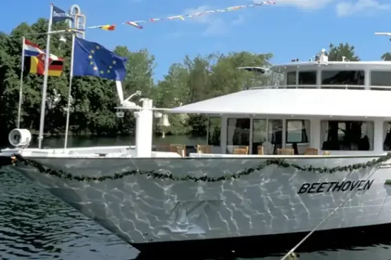 MS BEETHOVEN cruise ship Croisi