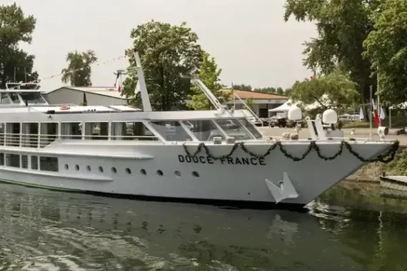MS DOUCE FRANCE cruise ship Croisi