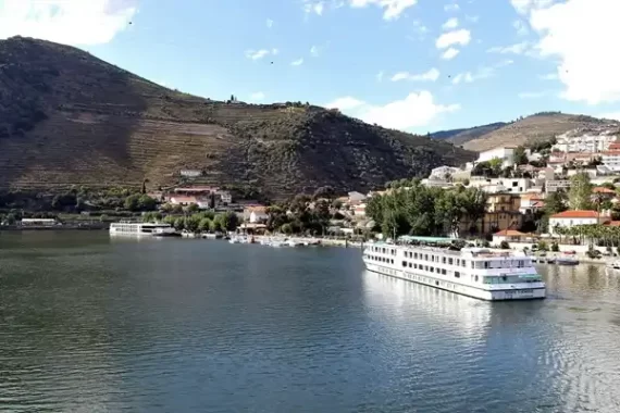 MS INFANTE DON HENRIQUE cruise ship Croisi