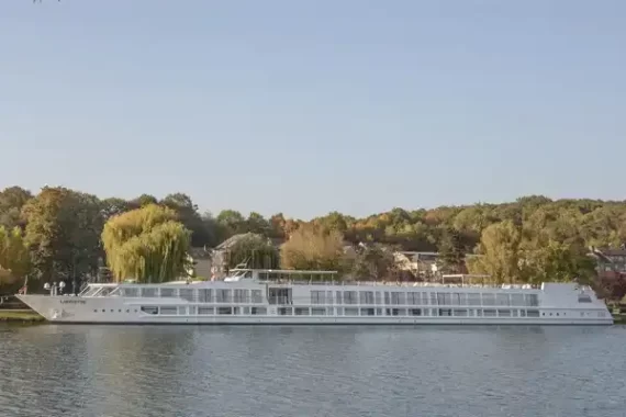 MS LAFAYETTE cruise ship Croisi