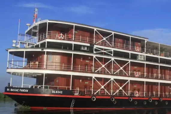 RV BASSAC PANDAW cruise ship