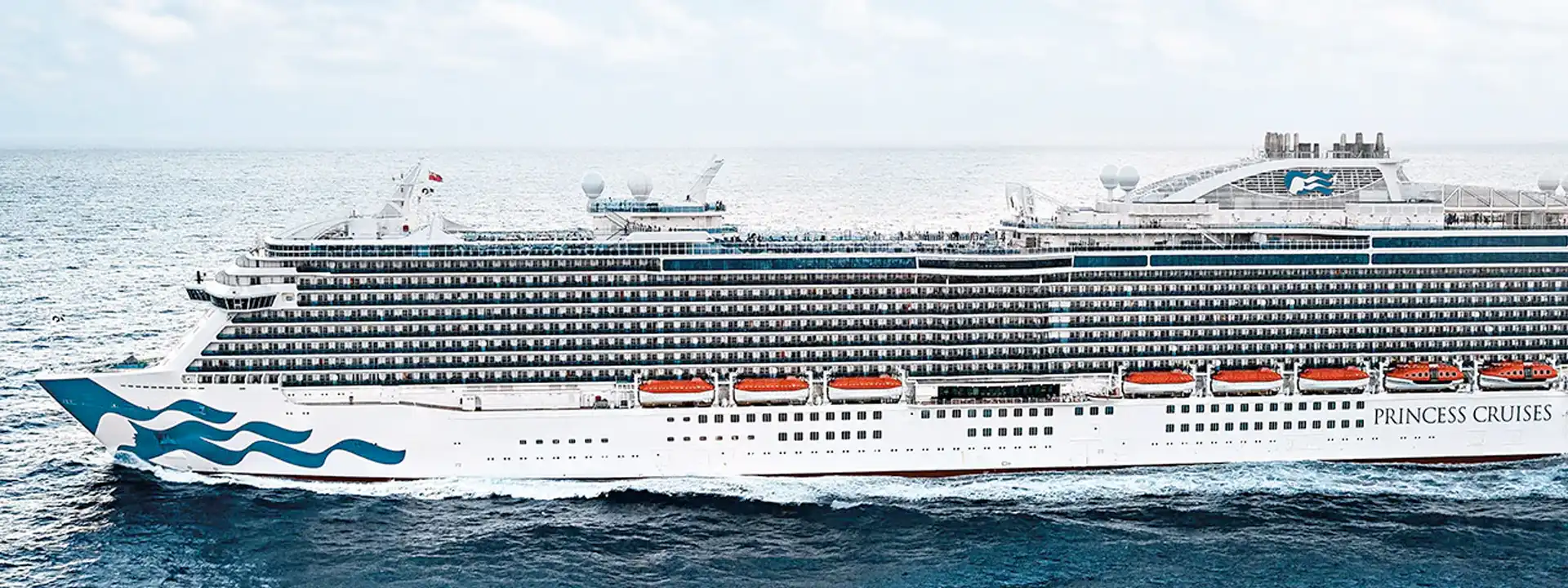 REGAL - PRINCESS-cruise-ship-slider REGAL - PRINCESS-cruise-ship-slider