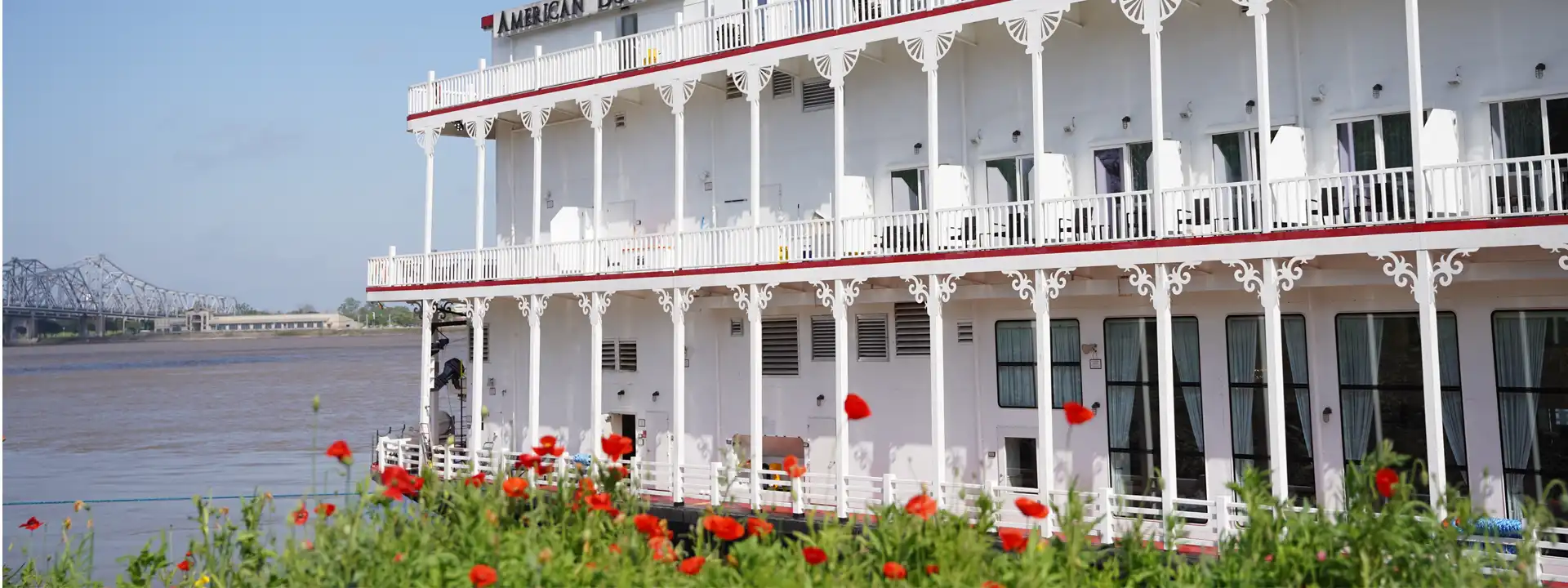 AMERICAN DUCHESS cabins slider AMERICAN DUCHESS cabins slider