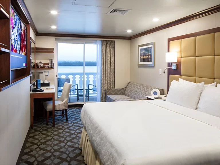 Ameican Duchess Verandah Suite Bedroom 800 x 600