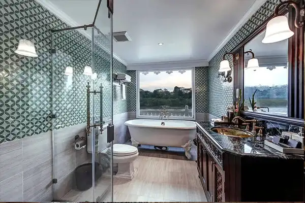 ANAWATHA executive suite green bathroom free bathtub