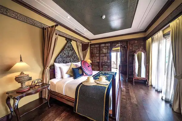 ANAWRATHA Royal Suite bed wtih sun hats ANAWRATHA Royal Suite bed wtih sun hats