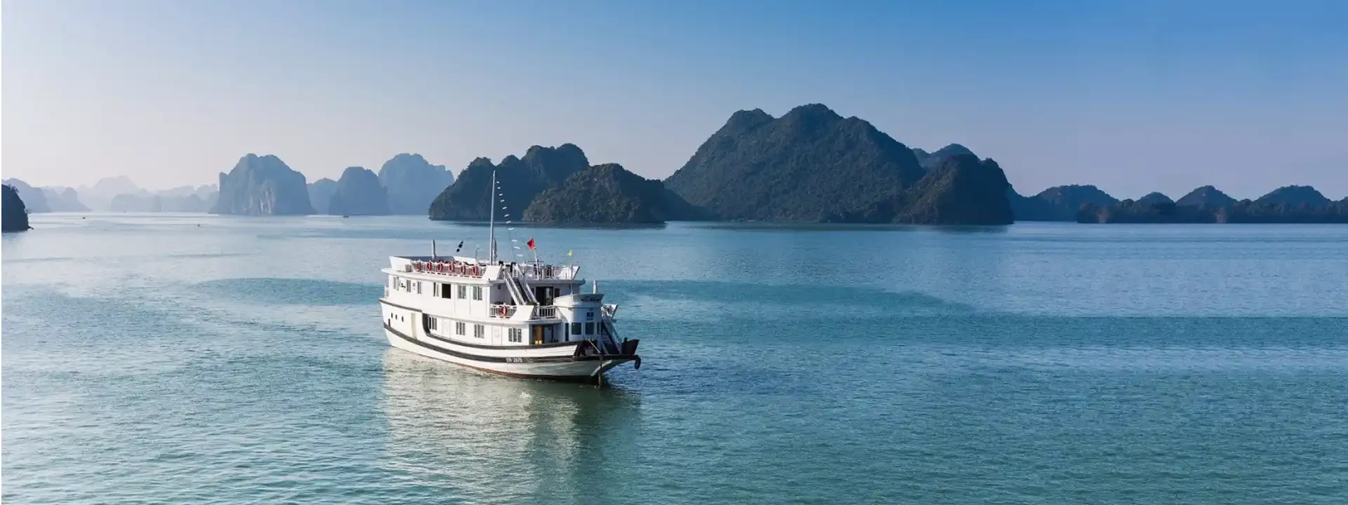 BHAYA PREMIUM cruises side profile ship Halong Bay