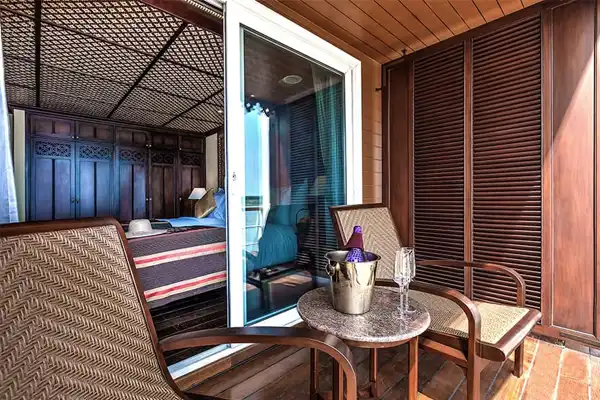 Heritage Line-Myanmar-ship anawrahta_accommodation-Deluxe Staterooms-balcony