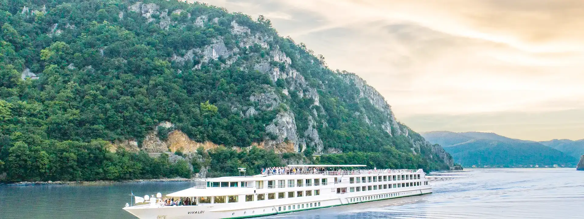 VIVALDI-croisi-europe-cruises-slider-image