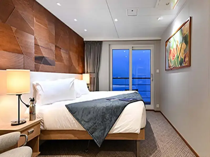 CORAL-ADVENTURERE-BRIDGE-DECK-BALCONY-STATEROOM