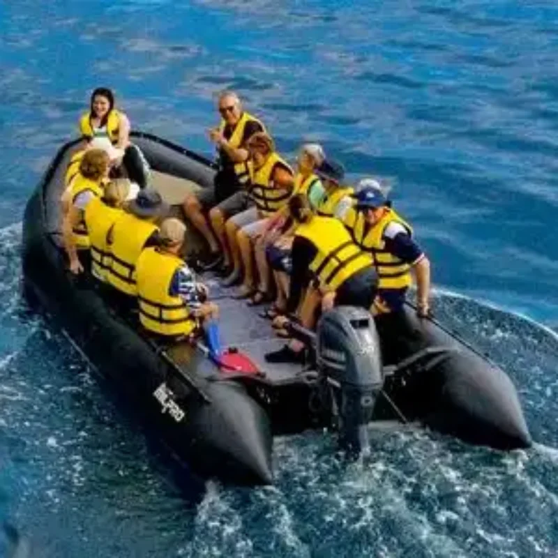 Coral-Expeditions-Excursion-Vessels-Block-Ships-Zodiac