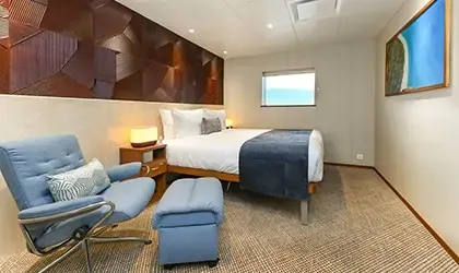 CORAL GEOGRAPHER-Promenade-Deck-Stateroom