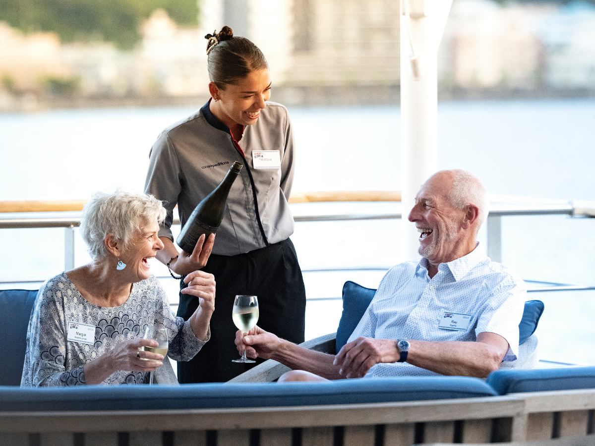 Onboard_couple_drinks Onboard_couple_drinks